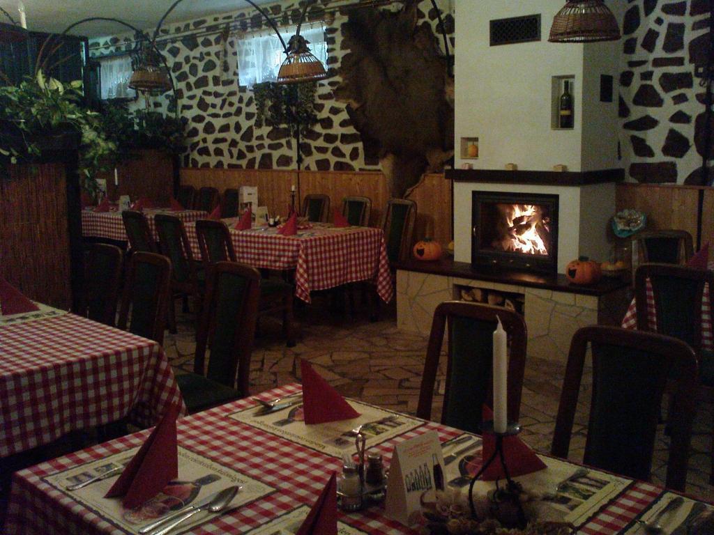 Panorama Uduloszallo Sopron Bagian luar foto